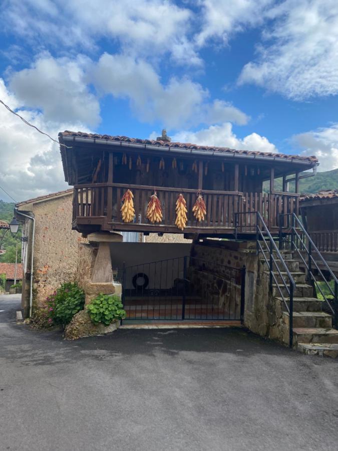 Vila La Pedrosa Fontanina Exteriér fotografie